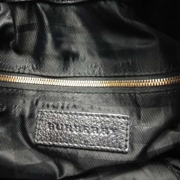 Burberry bags - Picture 14 of 15